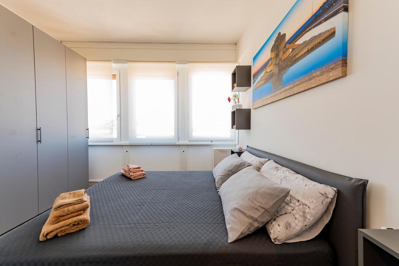 Piazza Salotto & Stazione Comfy Apartment Pescara Eksteriør billede