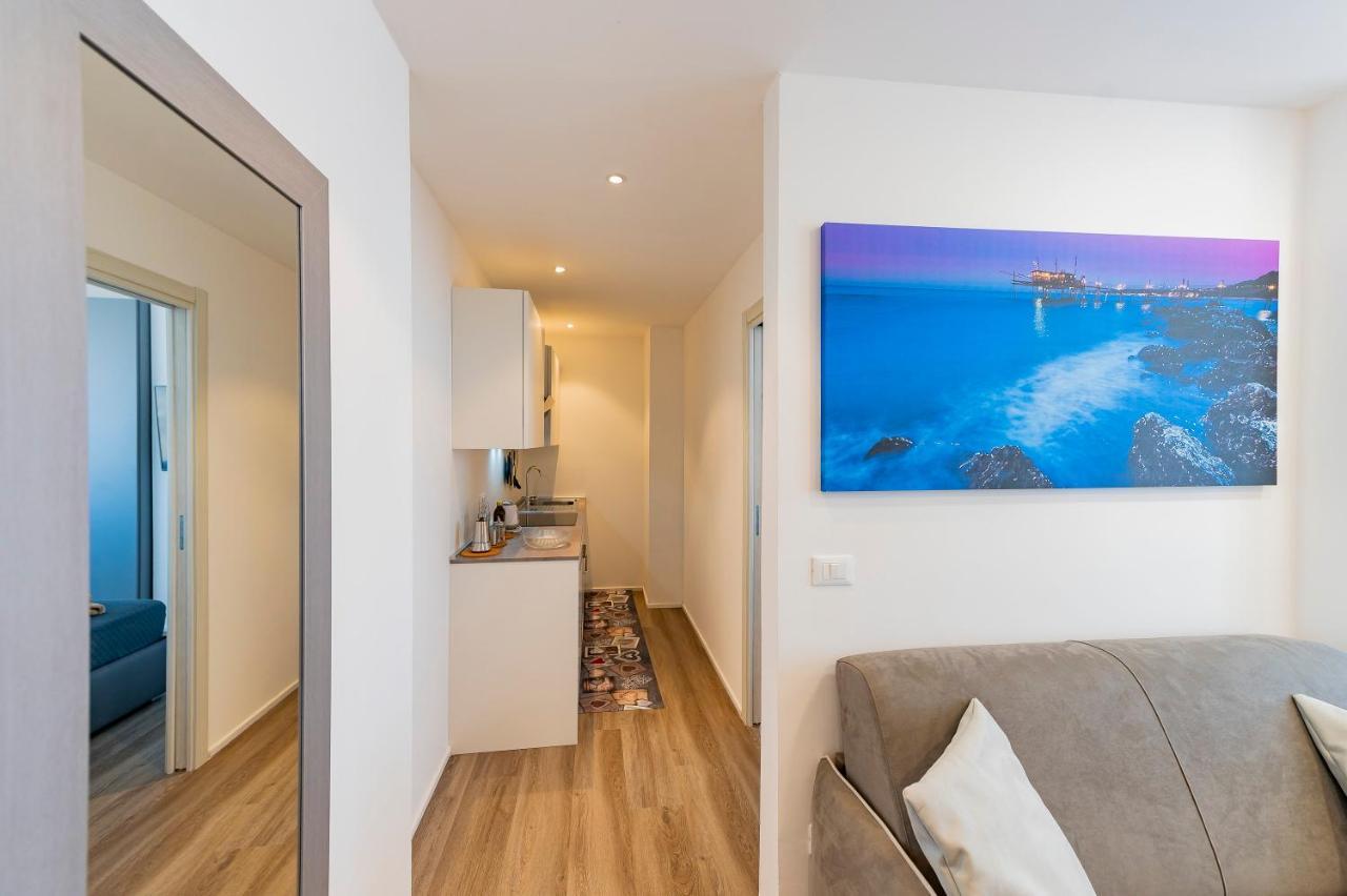 Piazza Salotto & Stazione Comfy Apartment Pescara Eksteriør billede